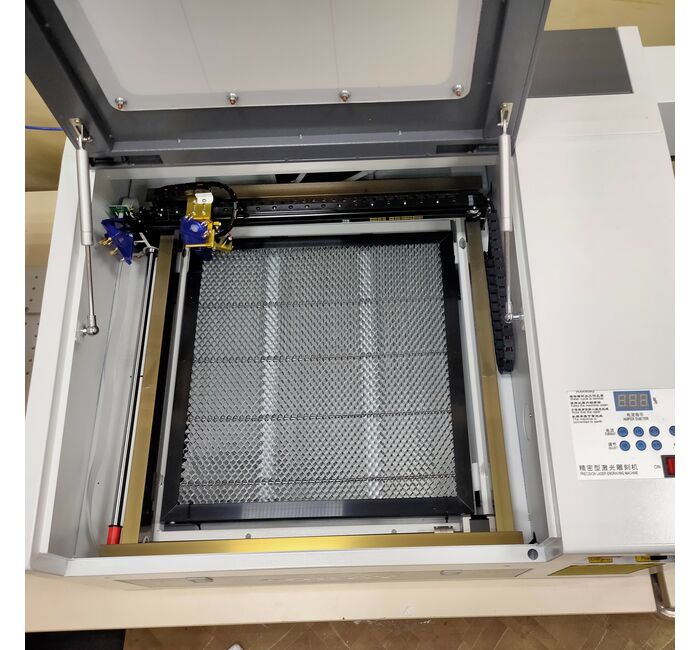 Лазерный станок гравер Gray 4040 L, Мощность: 50 Вт, Контроллер: Ruida, изображение 4