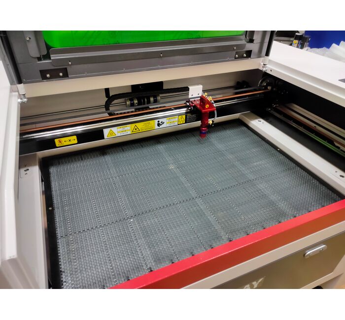 Лазерный станок гравер Gray 9060 Лазерный станок гравер Gray 9060