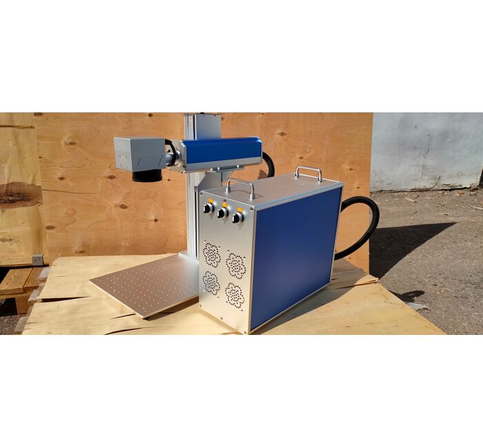 Лазерный гравер маркер Gray XR, Мощность: 50 Вт, Источник лазерного излучателя: RAYCUS, изображение 5