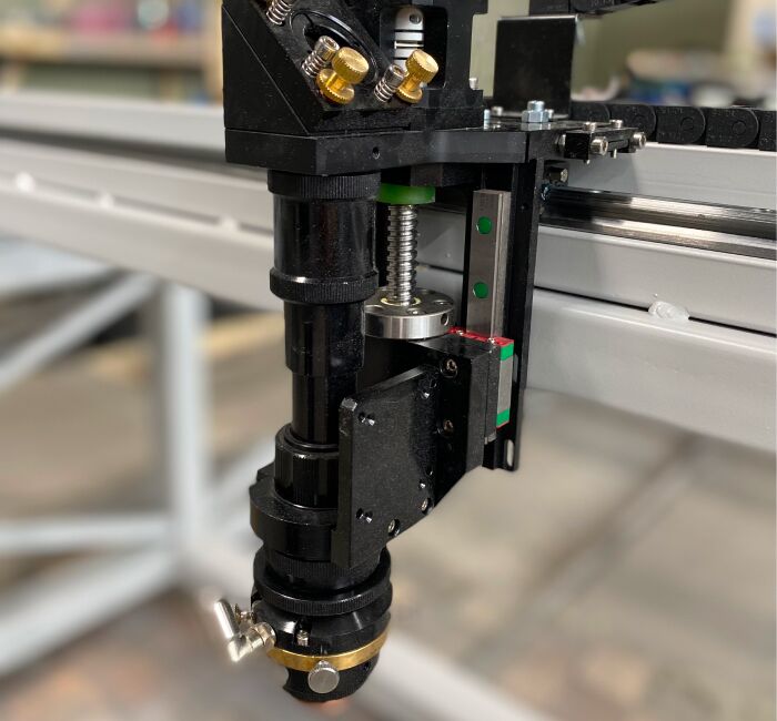 Лазерный станок CO2 с автофокусом и MIX-головкой GRAY 2015, изображение 5