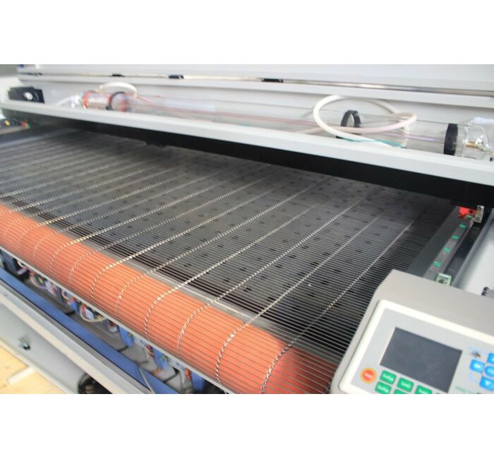 Лазерный станок гравер Gray 1820 Ruida 130W Лазерный станок гравер Gray 1820 Ruida 130W