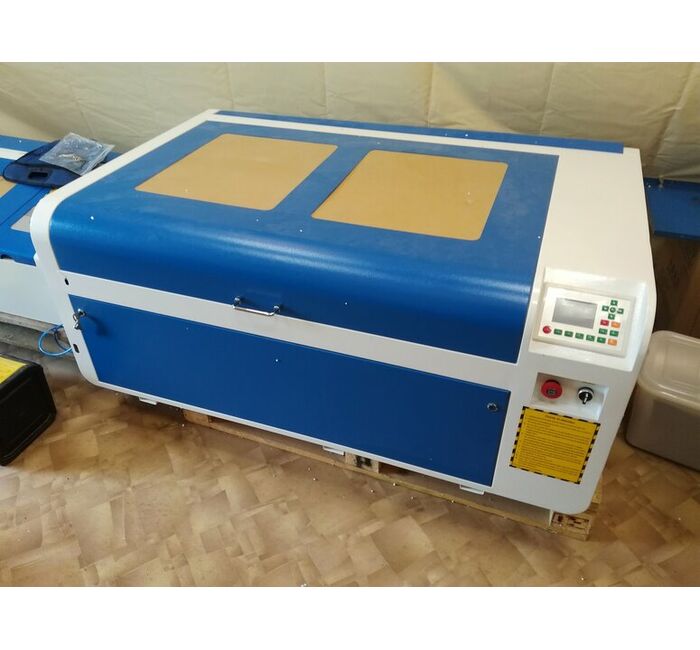 Лазерный станок гравер Gray 1040 с рельсами