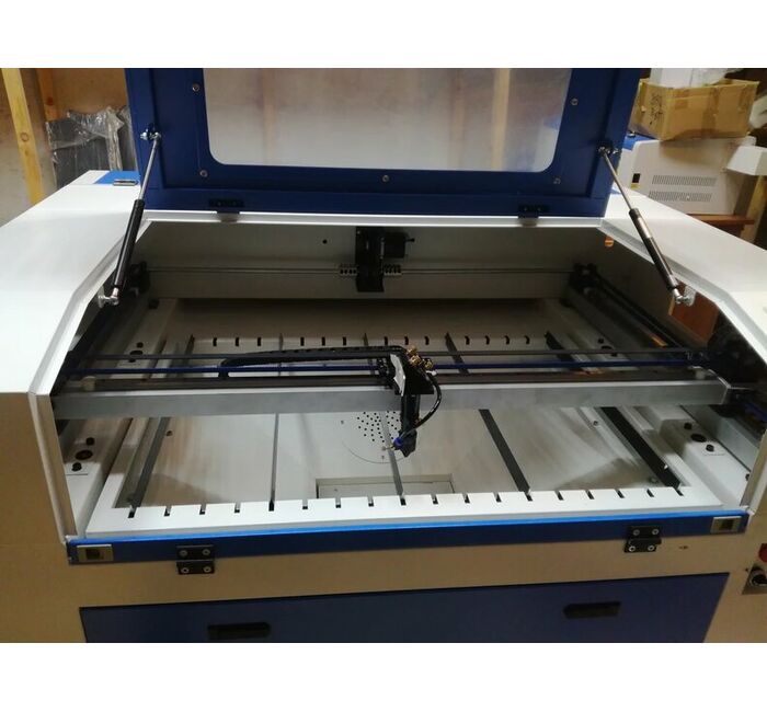 Лазерный станок гравер 9060 с рельсами