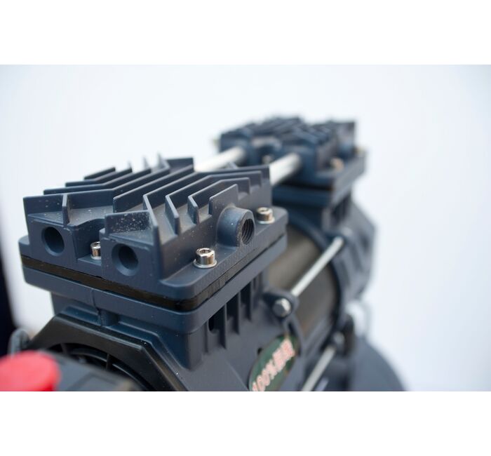 Компрессор безмасляный 0,8МПа, 1,4 КВт, изображение 2