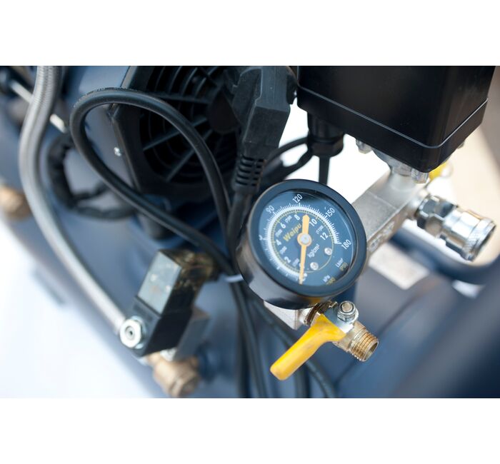 Компрессор безмасляный 0,8МПа, 1,5 КВт