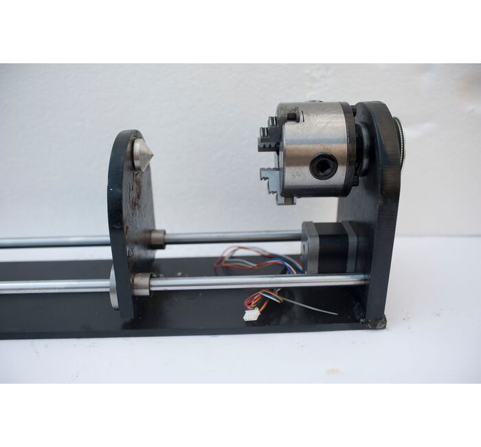 Поворотное устройство для СО2 лазерных станков