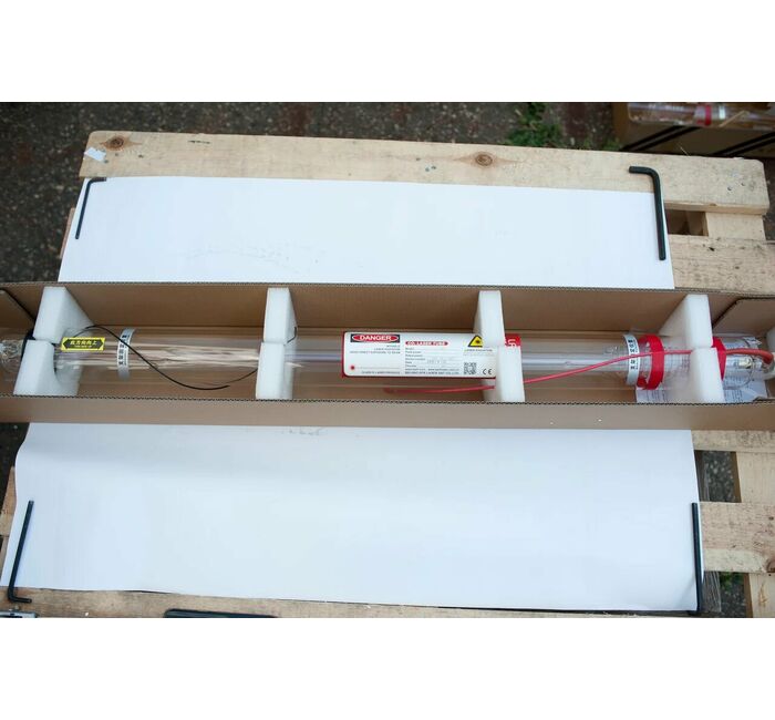 ЛАЗЕРНАЯ ТРУБКА CO2 Lasea